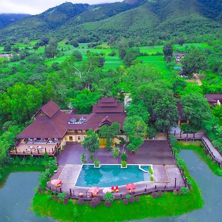 Aureum Palace Hotel & Resort Inle Nyaung Shwe Esterno foto