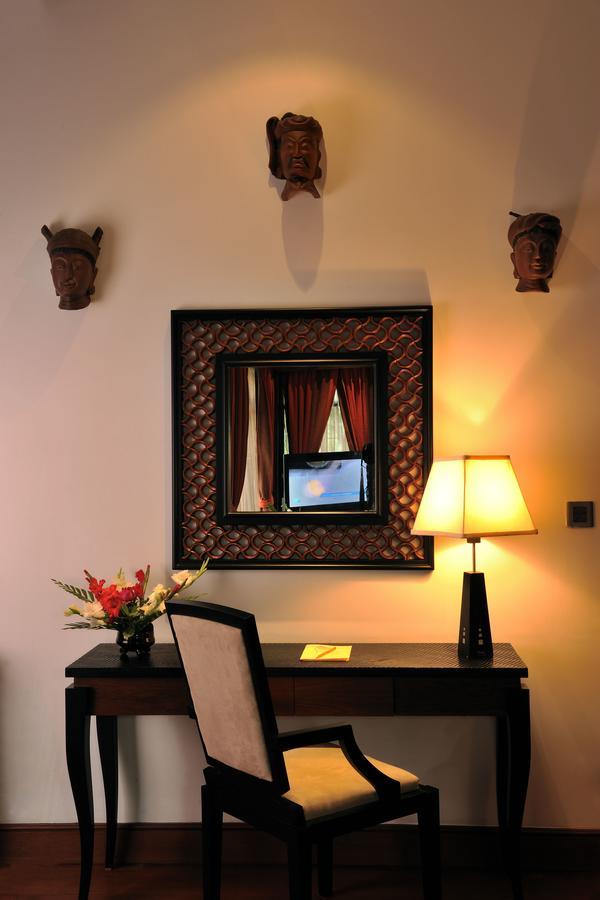 Aureum Palace Hotel & Resort Inle Nyaung Shwe Esterno foto