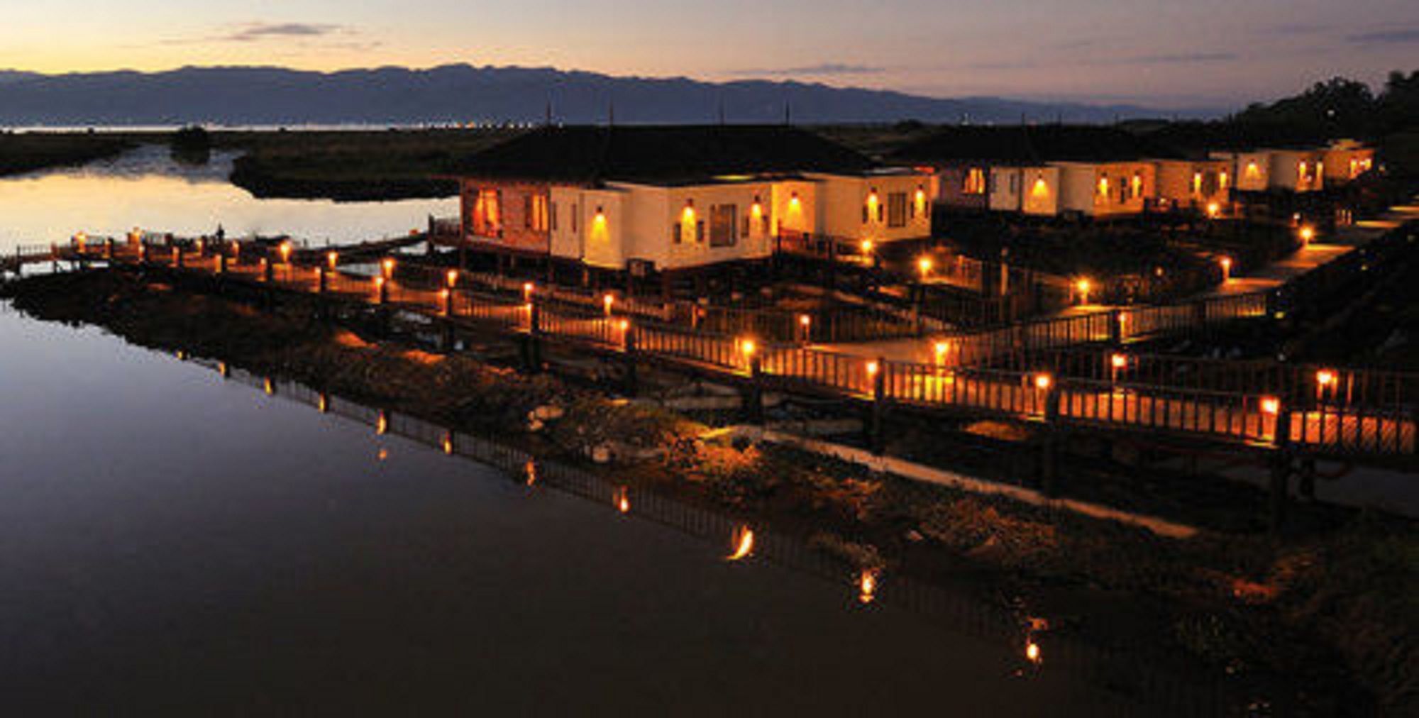 Aureum Palace Hotel & Resort Inle Nyaung Shwe Esterno foto